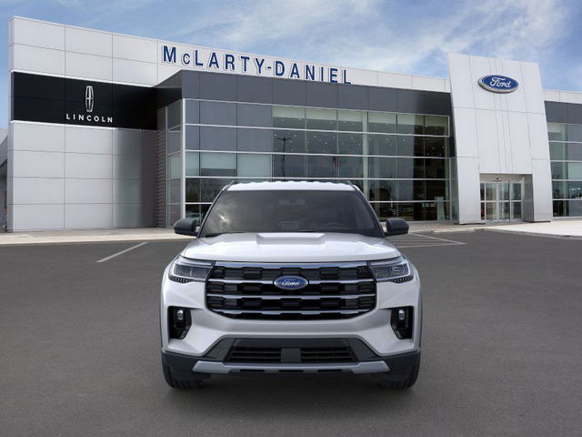 2025 Ford Explorer Active RWD