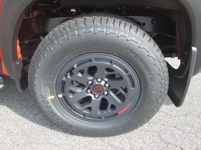 2025 Nissan Frontier PRO-4X 4WD