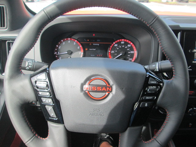 2025 Nissan Frontier PRO-4X 4WD