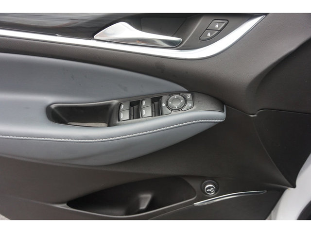 2023 Buick Enclave Essence AWD