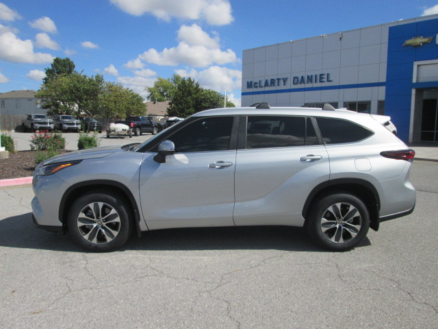 2024 Toyota Highlander XLE AWD