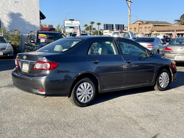 2011 Toyota Corolla LE