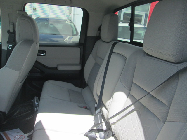 2025 Nissan Frontier SV 2WD
