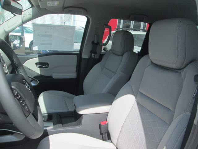 2025 Nissan Frontier SV 2WD