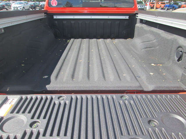 2025 Nissan Frontier PRO-4X 4WD