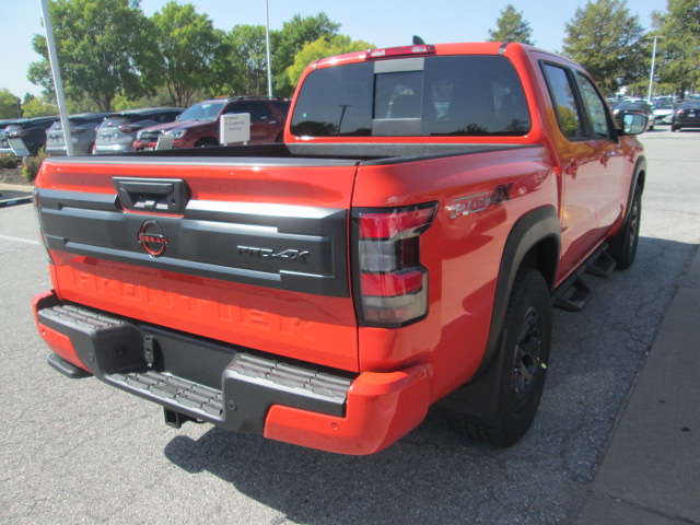 2025 Nissan Frontier PRO-4X 4WD