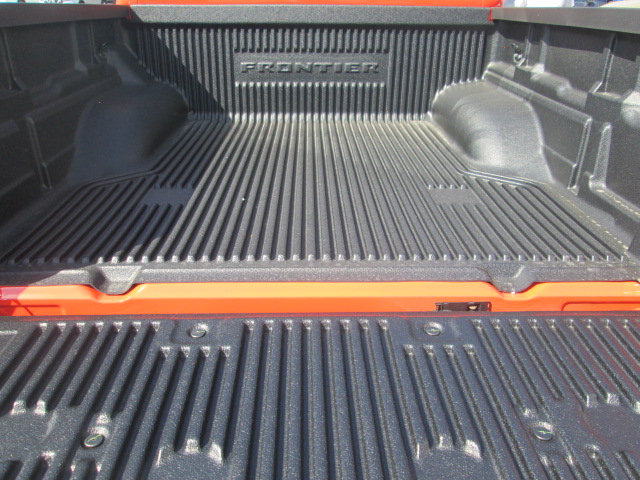2025 Nissan Frontier PRO-4X 4WD