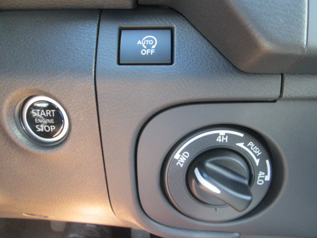 2025 Nissan Frontier PRO-4X 4WD