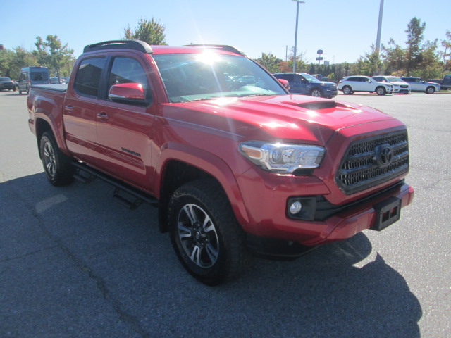 2017 Toyota Tacoma TRD Sport 4WD