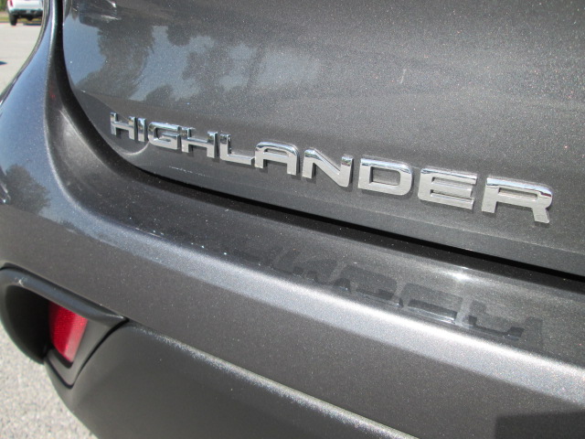 2023 Toyota Highlander L FWD