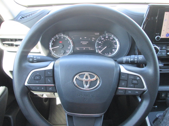 2023 Toyota Highlander L FWD