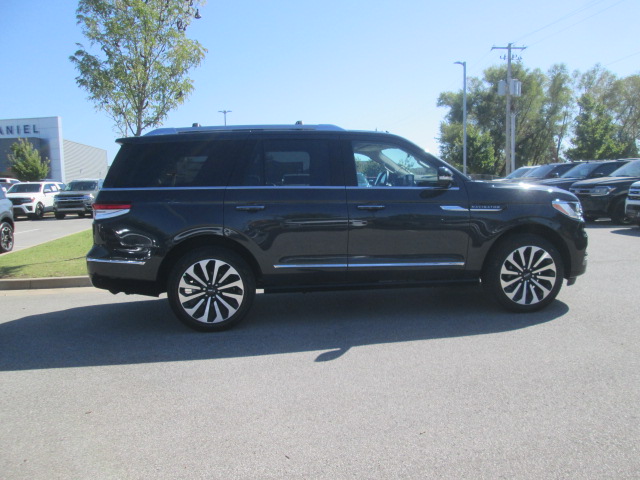 2024 Lincoln Navigator Reserve 4WD