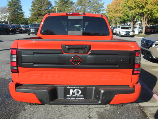 2025 Nissan Frontier PRO-4X 4WD