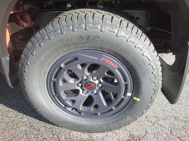 2025 Nissan Frontier PRO-4X 4WD