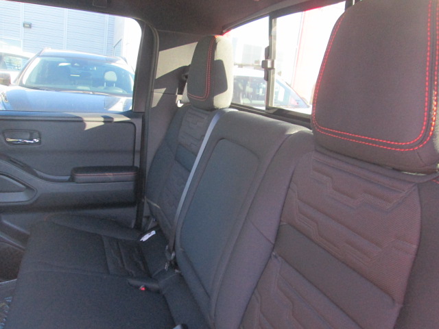 2025 Nissan Frontier PRO-4X 4WD