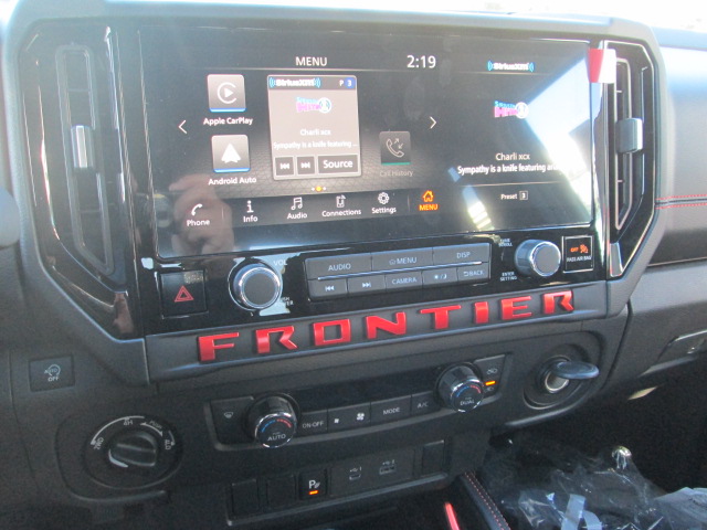 2025 Nissan Frontier PRO-4X 4WD