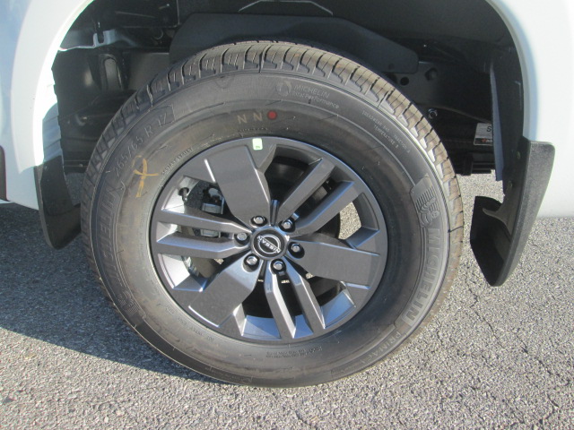 2025 Nissan Frontier SV 2WD