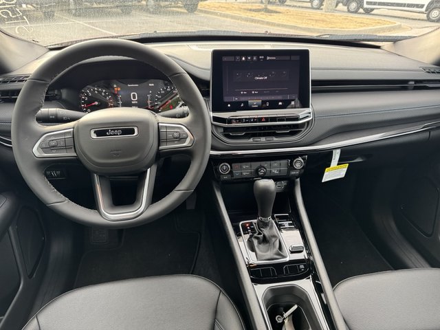 2025 Jeep Compass Latitude 4WD