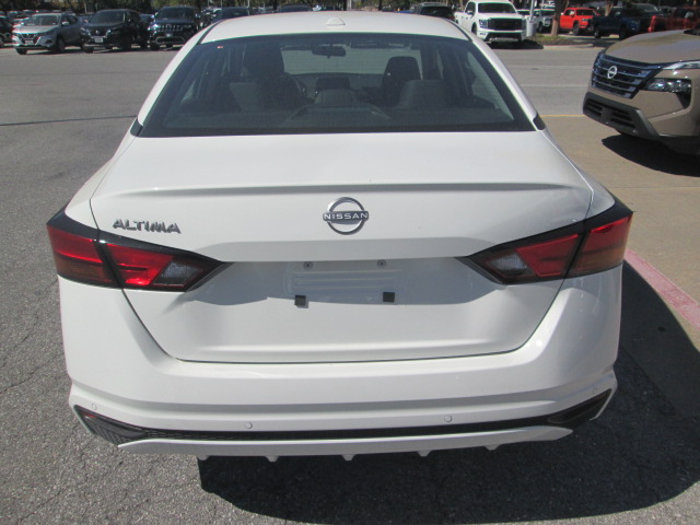 2025 Nissan Altima S FWD