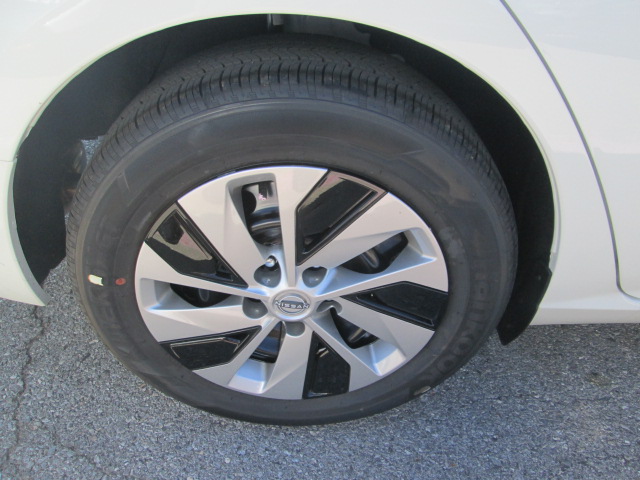 2025 Nissan Altima S FWD