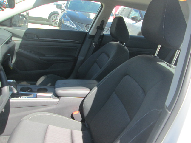 2025 Nissan Altima S FWD
