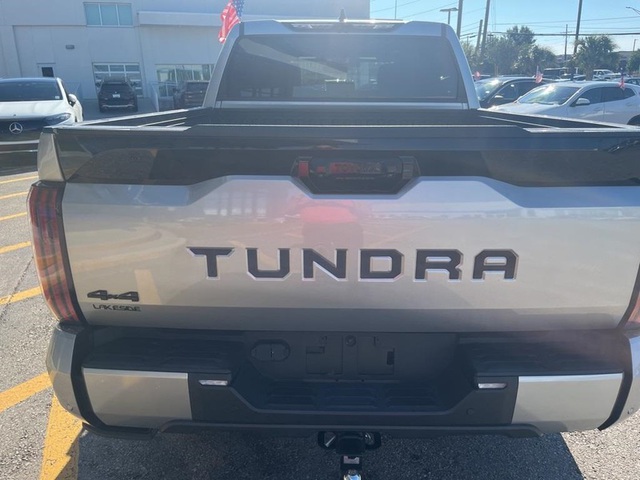 2022 Toyota Tundra Platinum 4WD 5.5ft Bed