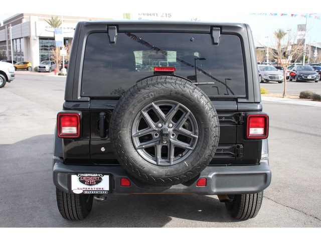 2020 Jeep Wrangler Unlimited Sahara 4WD