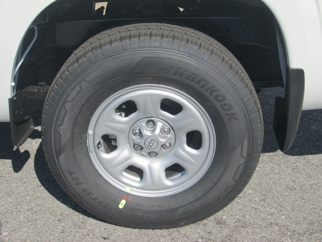 2025 Nissan Frontier S 4WD