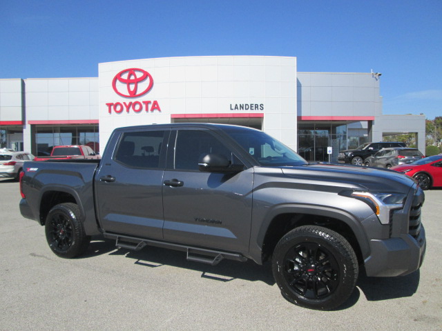 2023 Toyota Tundra SR5 4WD 5.5ft Bed