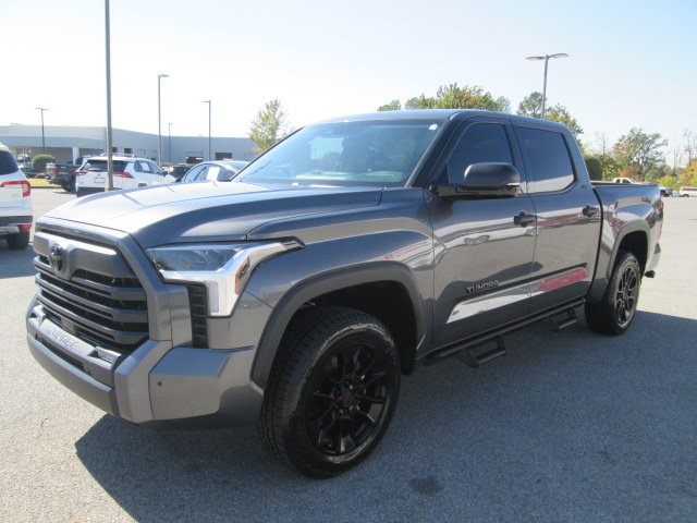 2023 Toyota Tundra SR5 4WD 5.5ft Bed