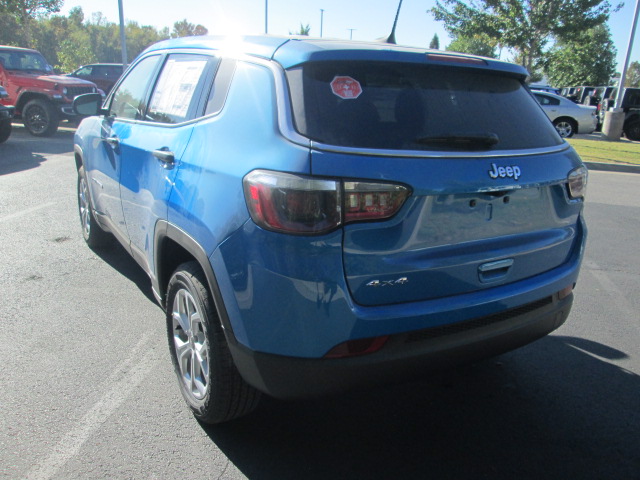 2025 Jeep Compass Sport 4WD