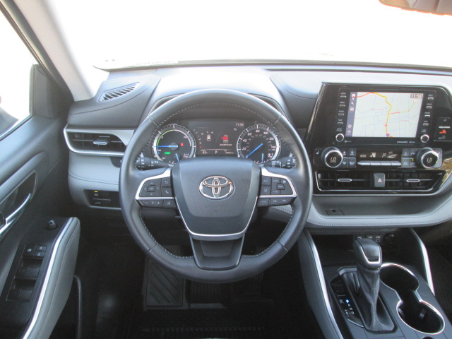 2022 Toyota Highlander XLE AWD