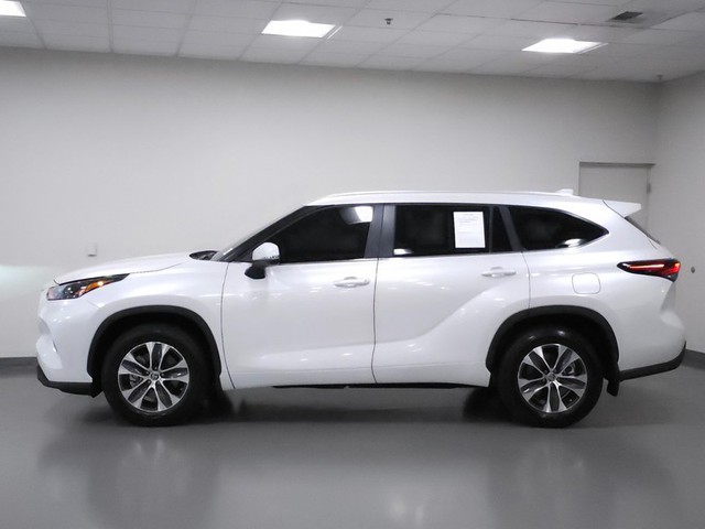 2024 Toyota Highlander XLE AWD