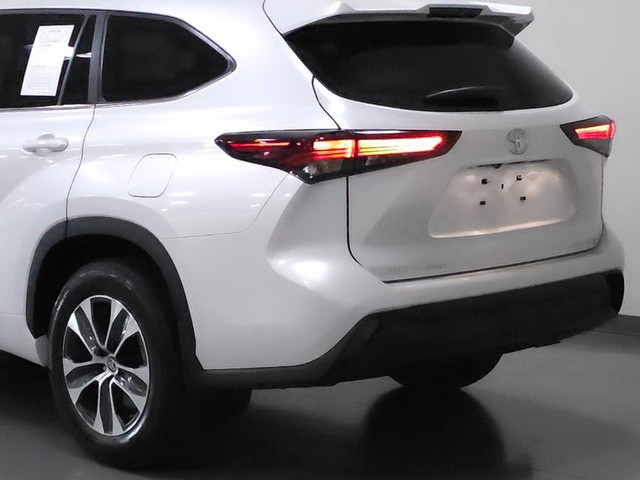 2024 Toyota Highlander XLE AWD