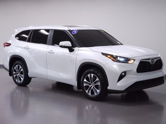 2024 Toyota Highlander XLE AWD