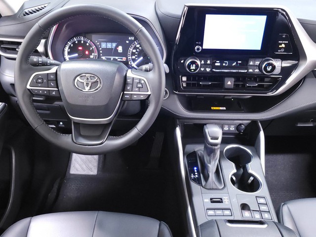 2024 Toyota Highlander XLE AWD