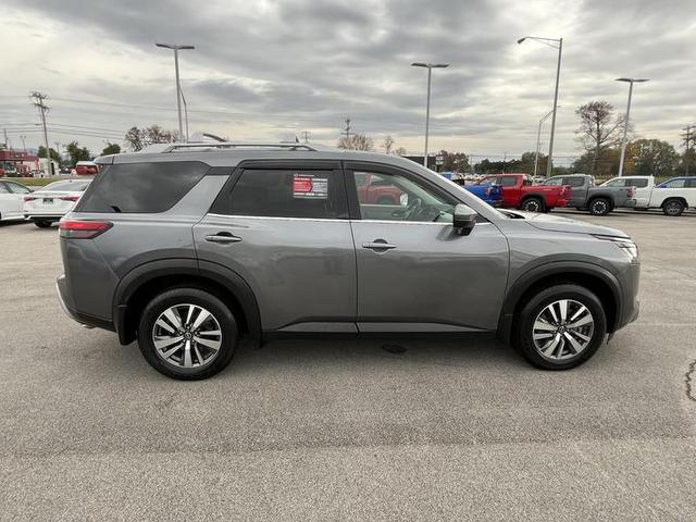 2024 Nissan Pathfinder SL 4WD