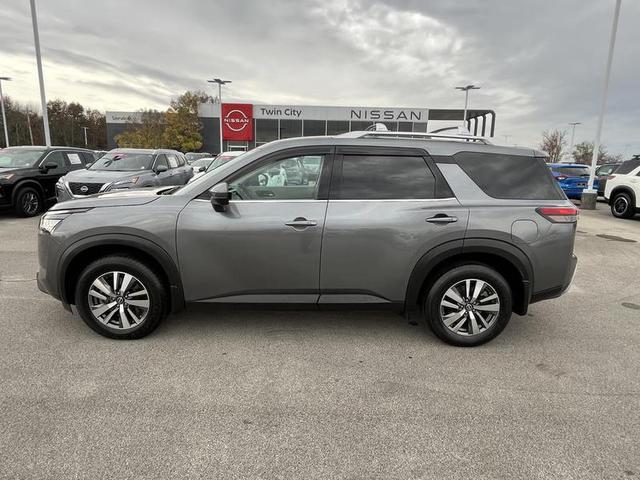 2024 Nissan Pathfinder SL 4WD