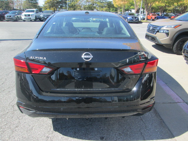 2025 Nissan Altima S FWD