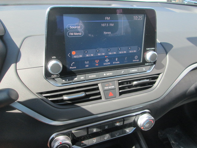 2025 Nissan Altima S FWD