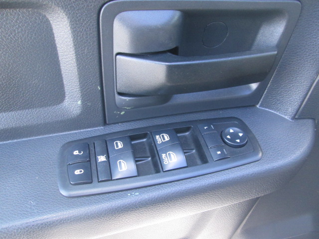 2012 Ram 1500 Express 4WD 140WB