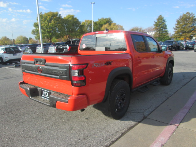 2025 Nissan Frontier PRO-4X 4WD