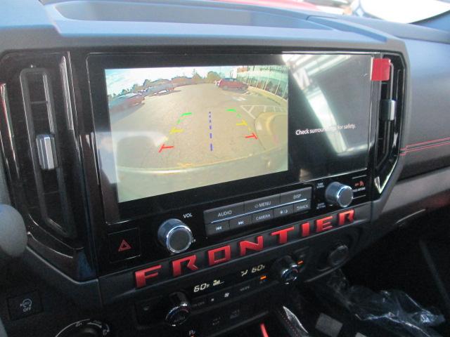 2025 Nissan Frontier PRO-4X 4WD