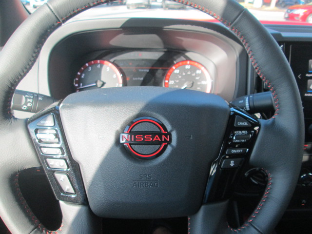 2025 Nissan Frontier PRO-4X 4WD