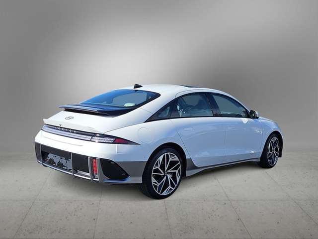 2024 Hyundai Ioniq 6 Limited