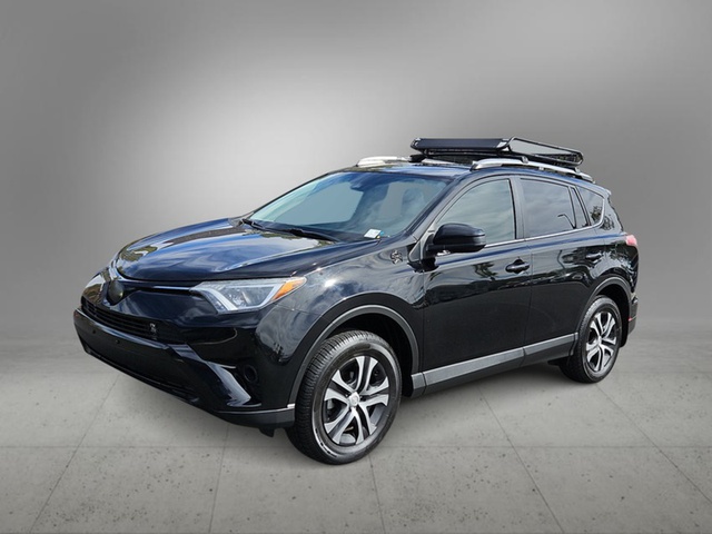 2018 Toyota RAV4 LE FWD