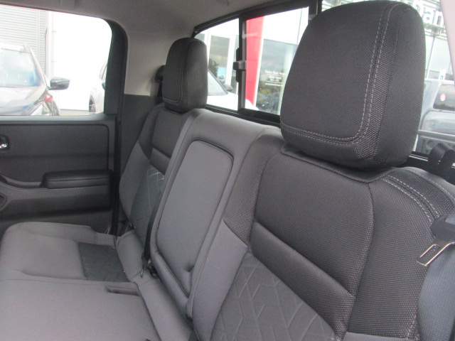 2025 Nissan Frontier SV 2WD