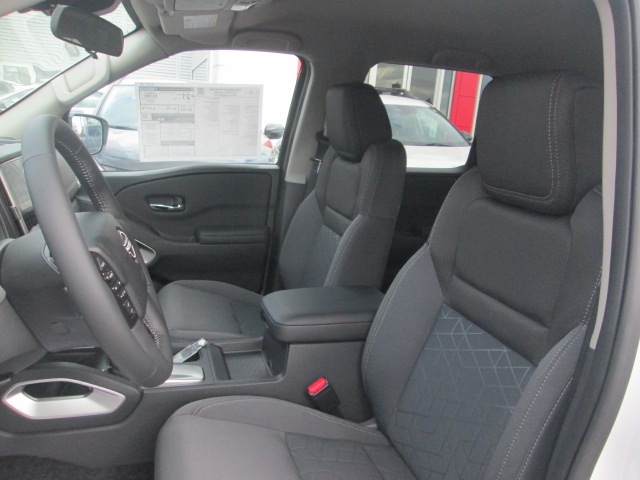 2025 Nissan Frontier SV 2WD