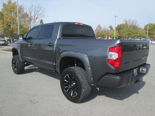 2018 Toyota Tundra SR5 4WD 5.7L V8