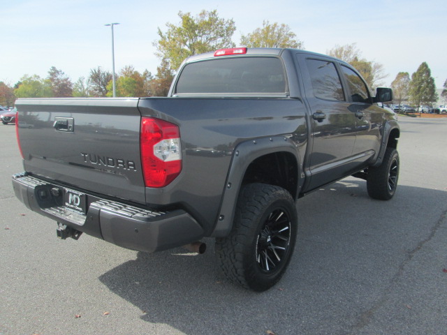 2018 Toyota Tundra SR5 4WD 5.7L V8